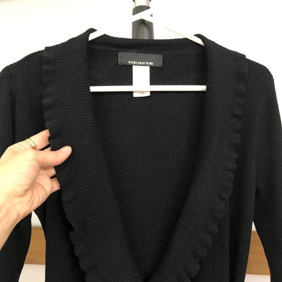 JONES‎ NEW YORK Black Faux Wrap V-Neck Ruffle Ribbed Knit Sweater Sz S - Picture 3 of 8